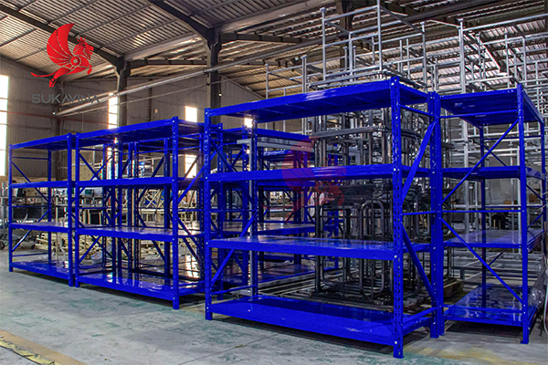 Những thiết bị cần phải có trong nhà xưởng công nghiệp